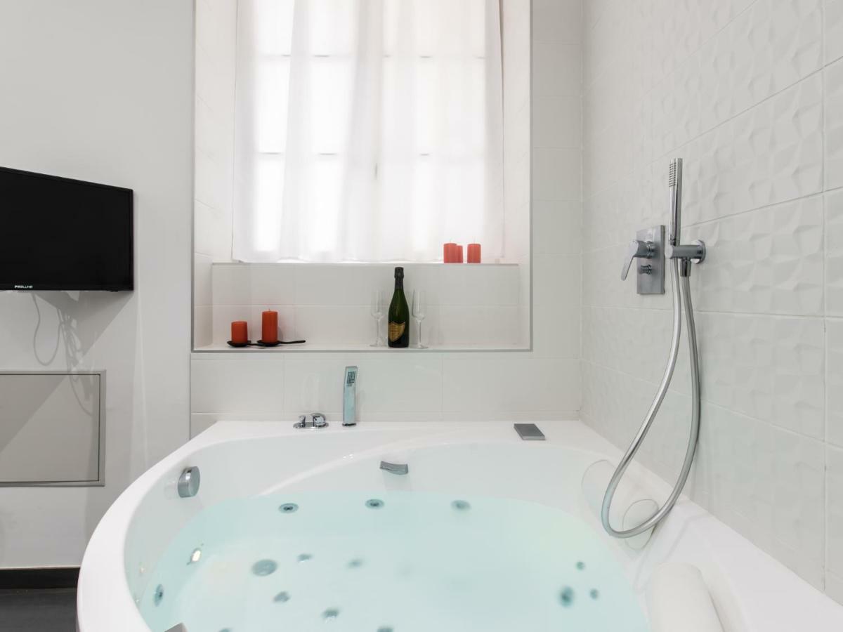 Luxury Studio & Spa-Lyon Centre Экстерьер фото