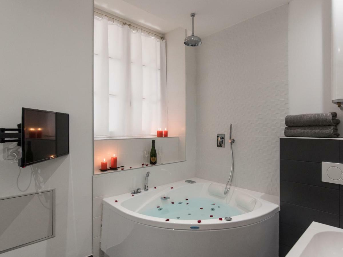 Luxury Studio & Spa-Lyon Centre Экстерьер фото